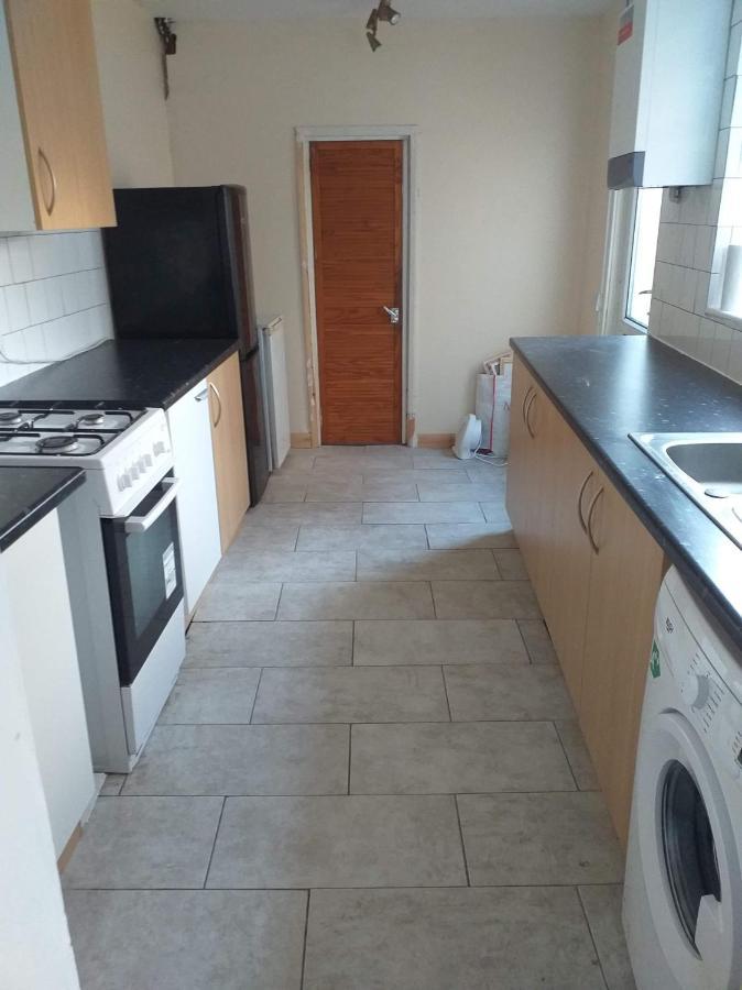 Priestfield House Medway Bed and Breakfast Gillingham  Buitenkant foto